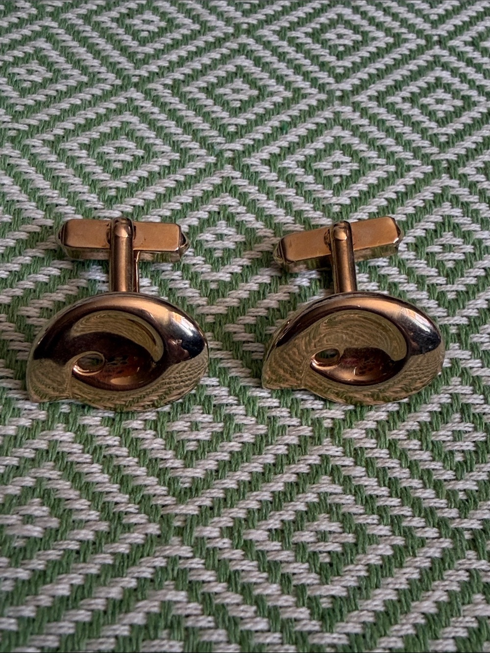 SWANK Gold-Tone Oval Swirl Cuff Links